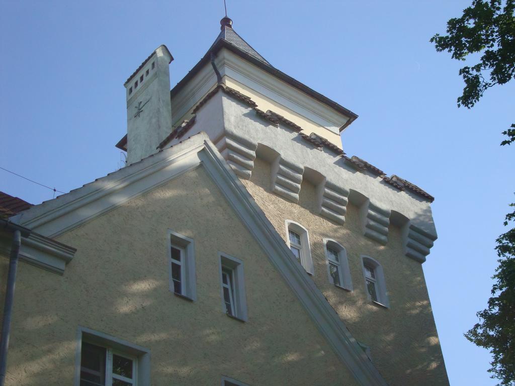 Zamek Nowecin Hotel Łeba Exterior foto